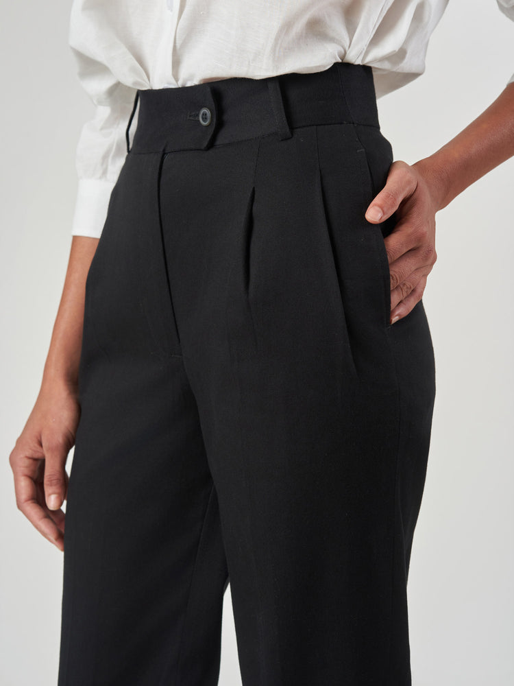 Black Regular Fit Formal Cotton Lycra Trousers