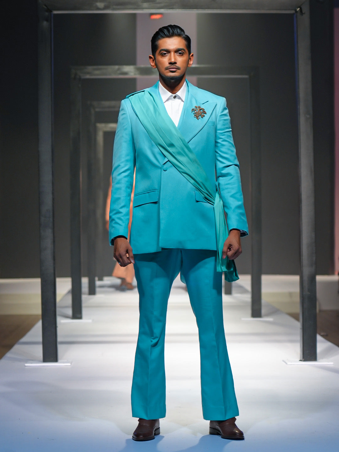 Turquoise Blue Tailored Fit Suit With Shawl