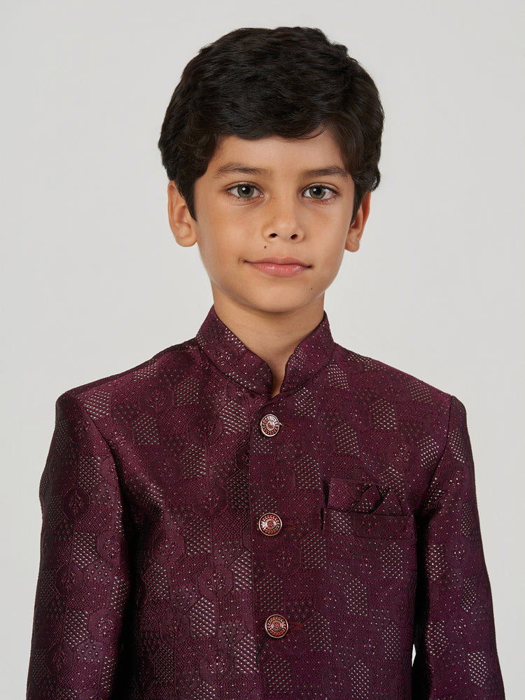 Maroon Jacquard Regular Fit Mandarin Collar Sherwani
