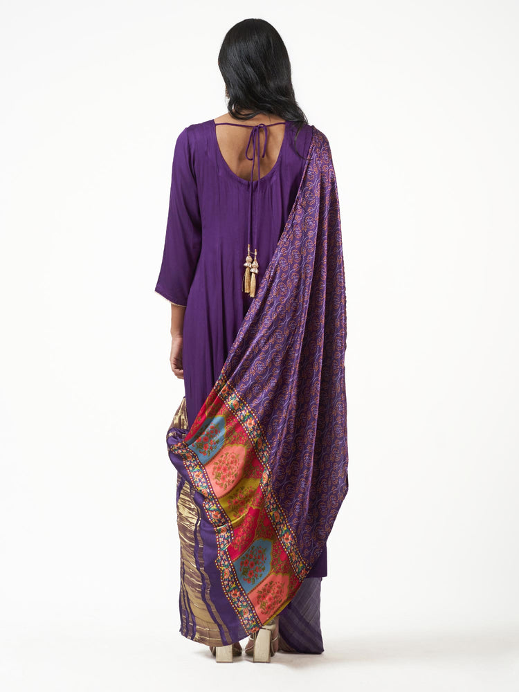 Pure Muslin Embroidered Shalwar Set