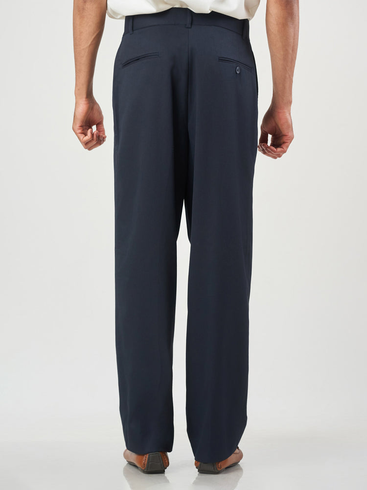 Black Plain Relaxed Fit Casual Trousers
