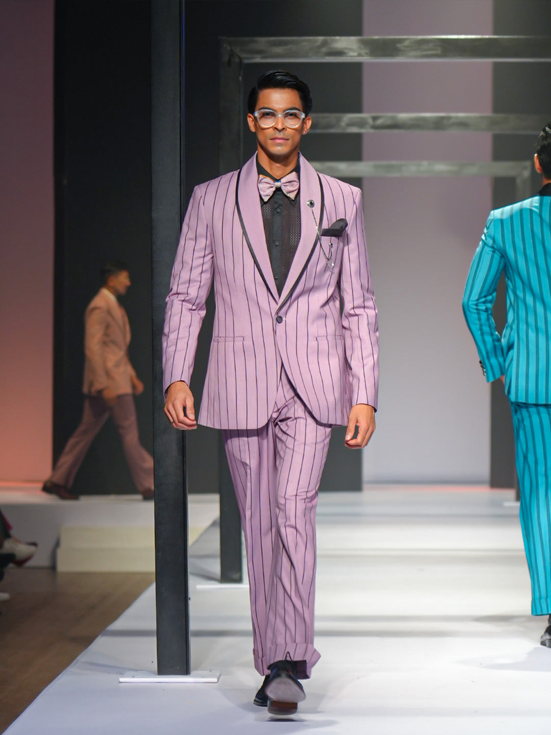 Printed Bold Stripe Designed Tailor Fit Suit
