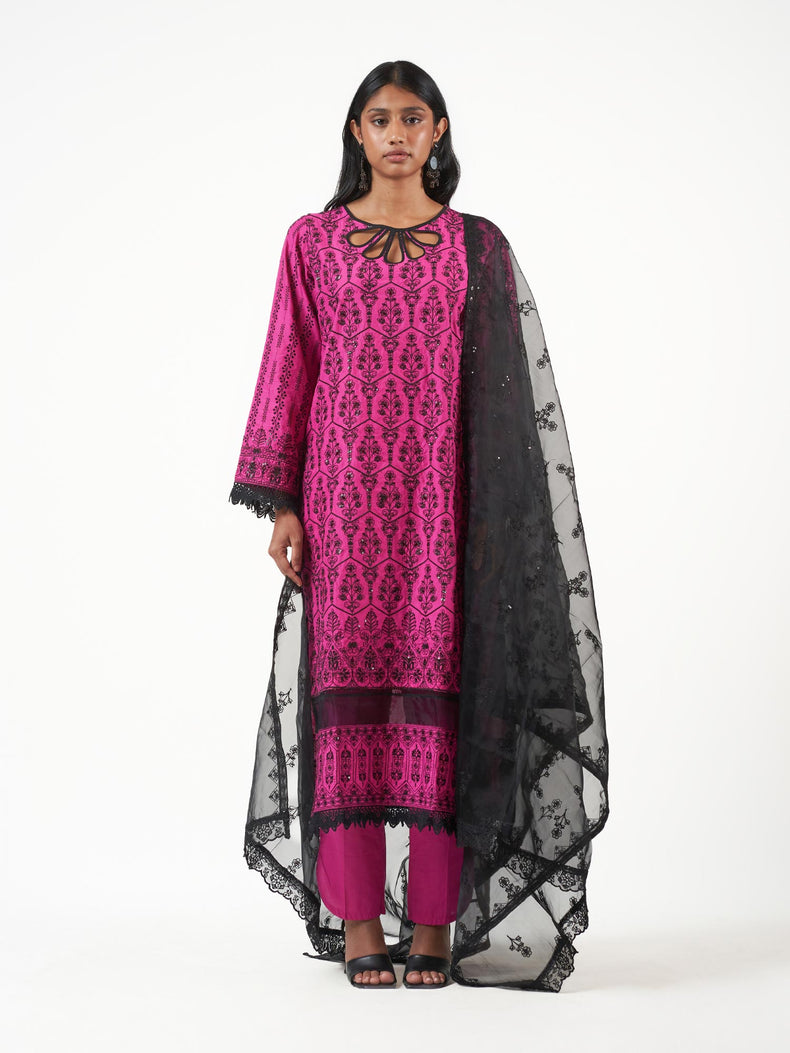Cutwork Neck Shalwar Suit Set