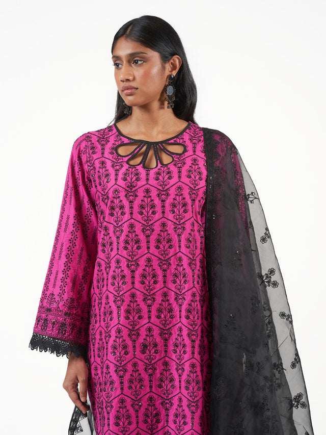 Cutwork Neck Shalwar Suit Set