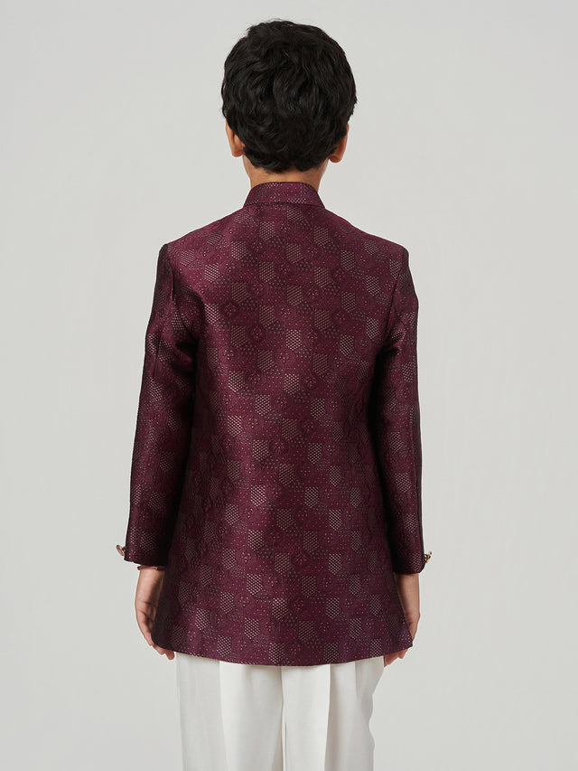 Maroon Jacquard Regular Fit Mandarin Collar Sherwani