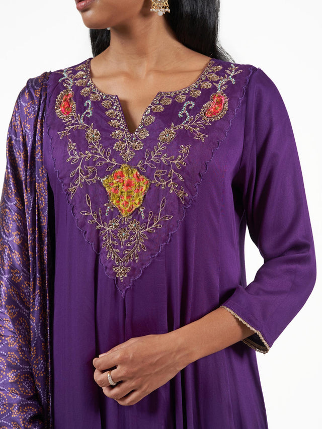 Pure Muslin Embroidered Shalwar Set