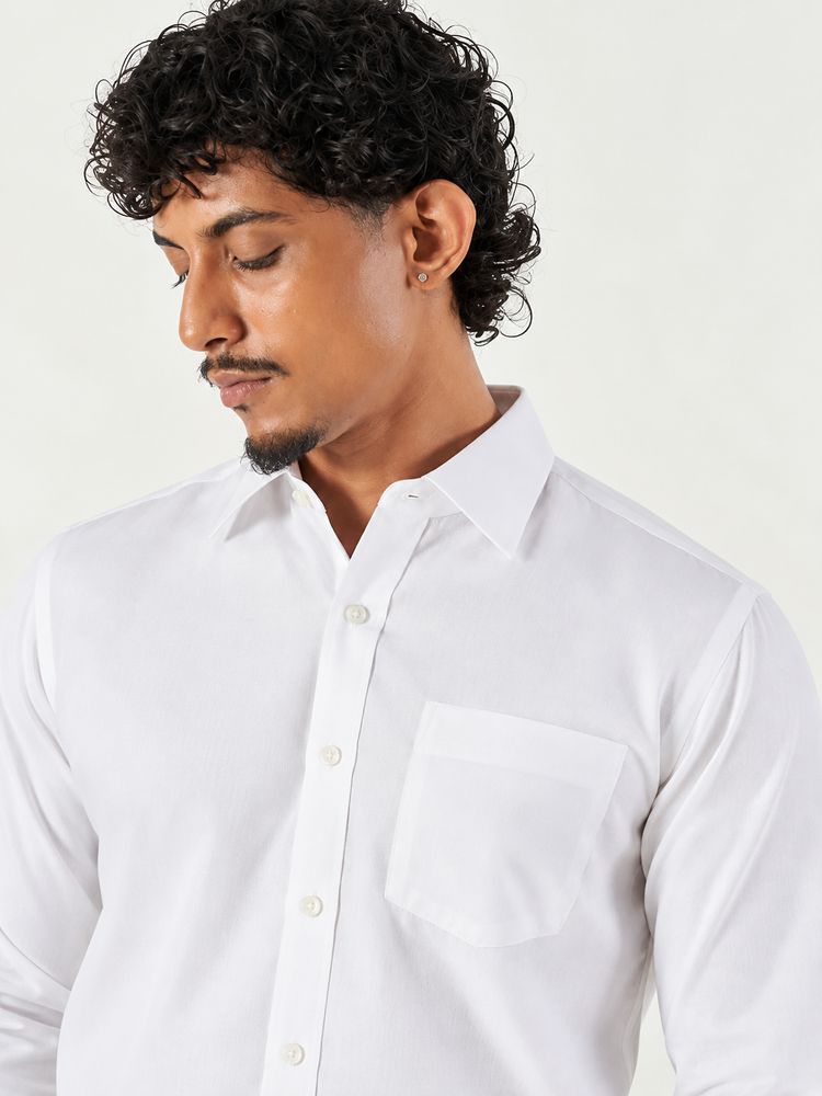 White Plain Cotton Blend Regular Fit Shirt